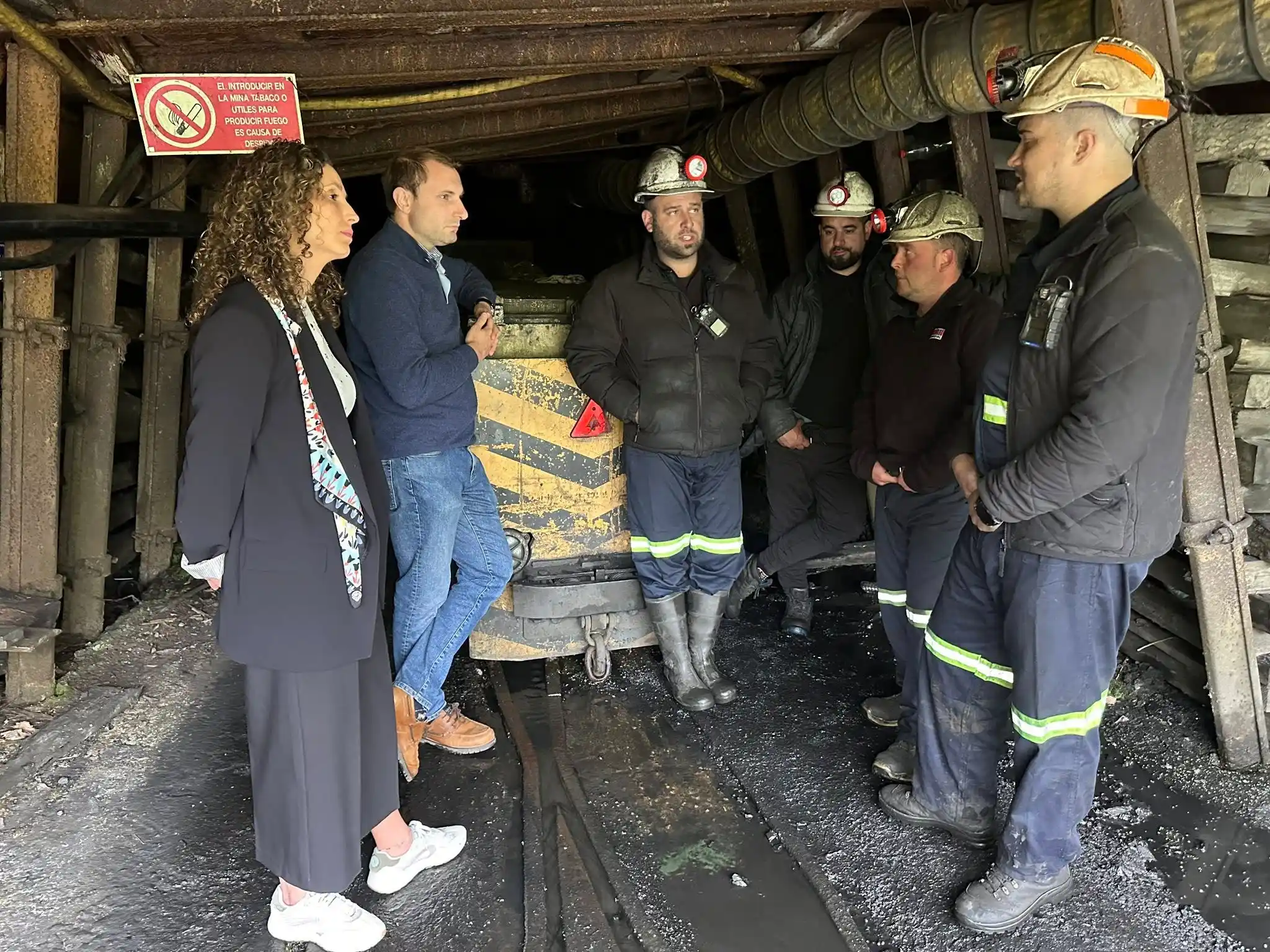 La Región Leonesa se vuelca con los mineros de Tormaleo: Fabero lidera la solidaridad con el encierro en Ibias