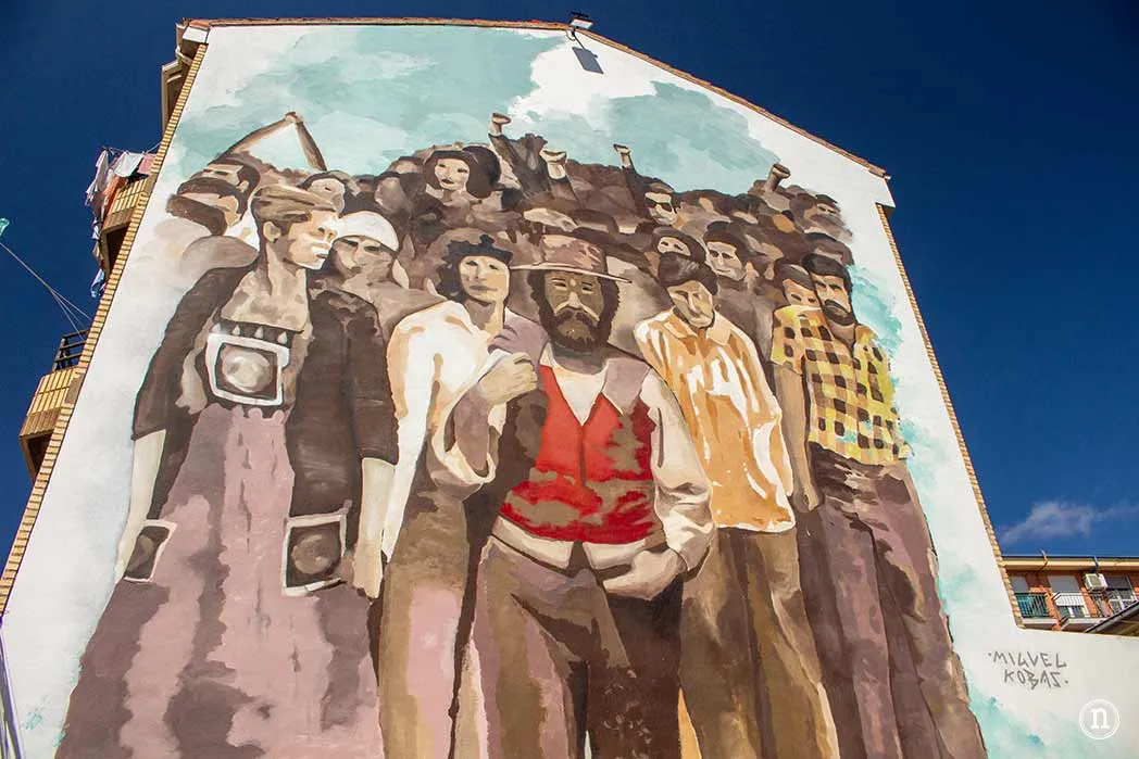 El Ayuntamiento zamorano crea un mural homenajeando la primera manifestación acontecida en la ciudad