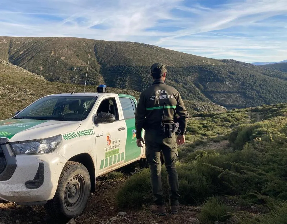 Los agentes medioambientales dejan de hacer guardias de incendios desde el 12 de octubre