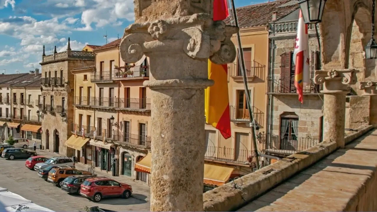 10 Impresionantes Plazas Mayores en la Región Leonesa