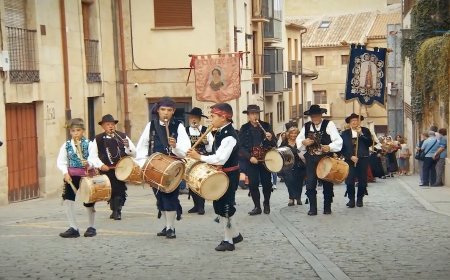 XXXIII Ofrenda floral en honor a Santa María de la Vega