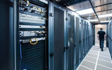 León reivindica su papel en la carrera por la inteligencia artificial