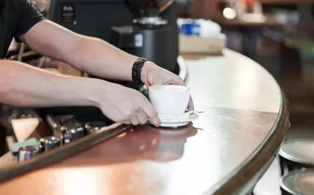 Coca de Alba no se rinde: un bar por un euro