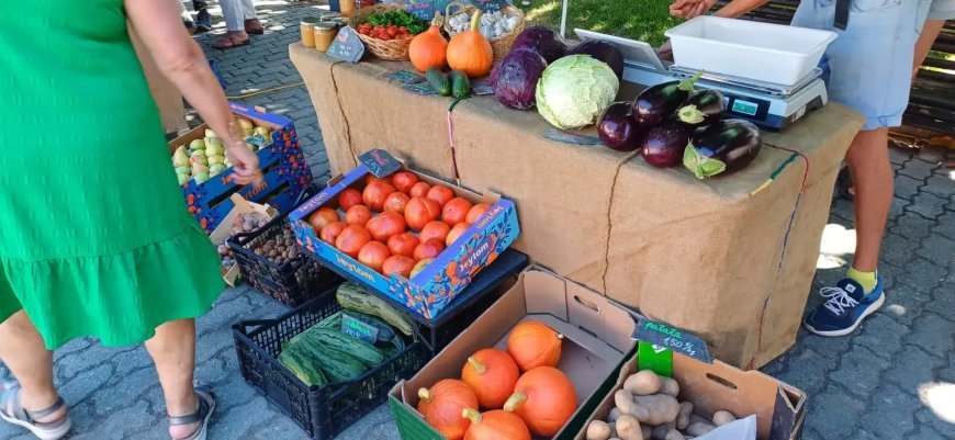 Mercado campesino de Cacabelos, un rastro con sabor tradicional