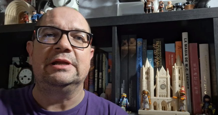 Nacho Ares saluda a los lectores