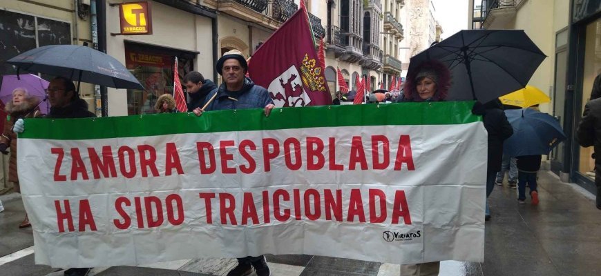 Manifestación contra la instalación de plantas de biogás en Zamora