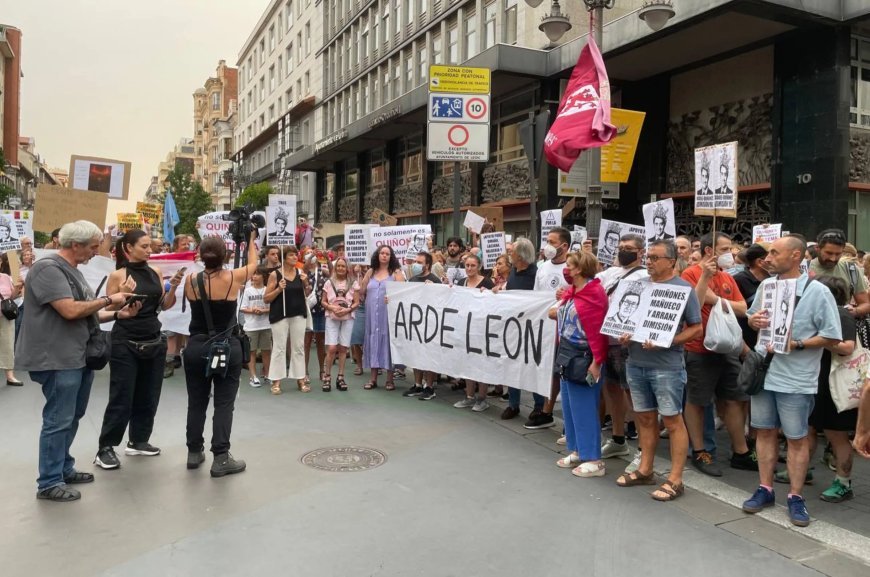 León se levanta: miles de personas exigen dimisiones y autonomía propia