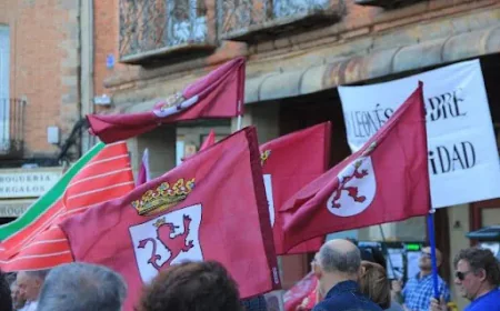 PP, VOX y PSOE vetan el debate sobre la Región Leonesa en las Cortes
